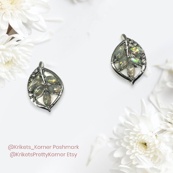 None Jewelry - Leaf Shaped Opalite Stud Earrings